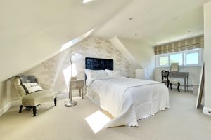 Photo 44- click for photo gallery